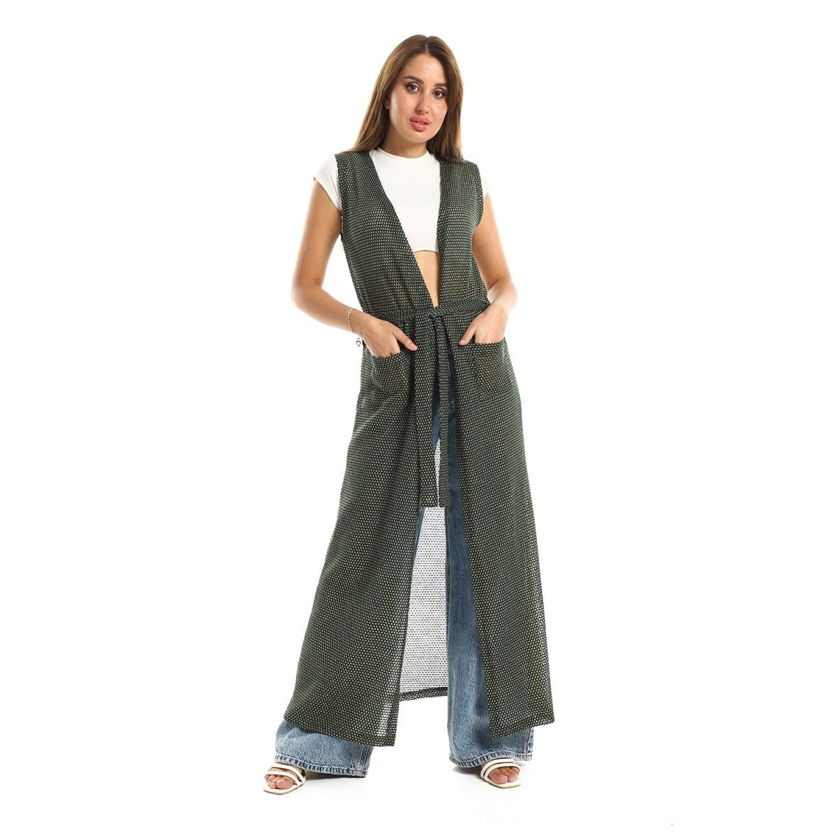 كارديجان نسائي طويل بدون أكمام بتصميم مثقوب